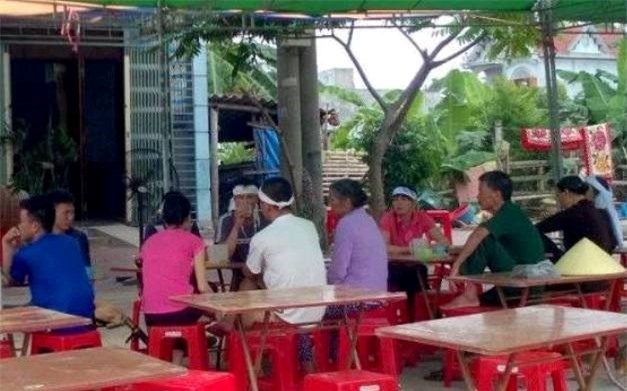 Đình chỉ vụ án chồng đoạt mạng vợ mang thai rồi chích điện tự sát