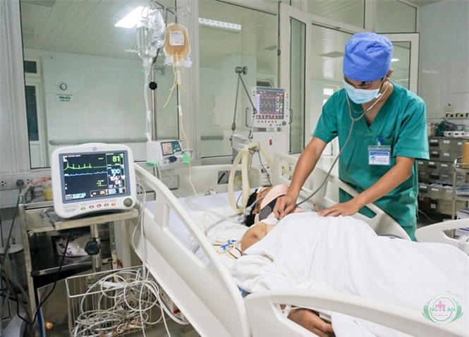 Nổ súng bắn hạ “trâu điên” húc 2 người nguy kịch