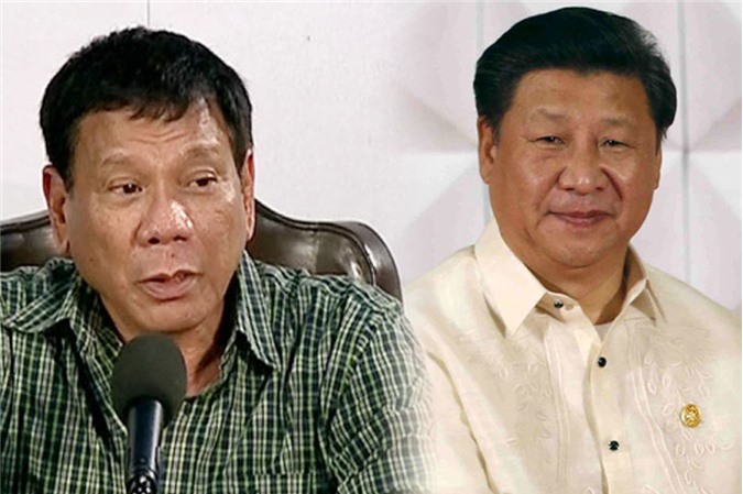 Philippines: Duterte bất ngờ đưa Tập Cận Bình "lên mây xanh"