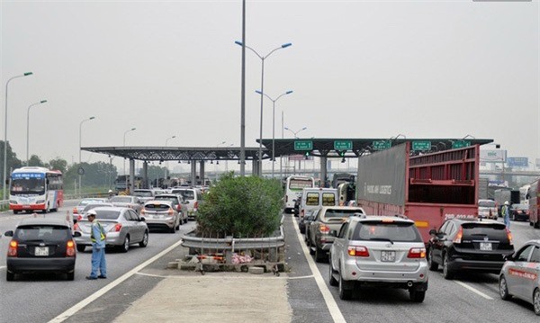 Từ 1/8, trạm thu phí gây ùn tắc giao thông bị phạt 70 triệu đồng