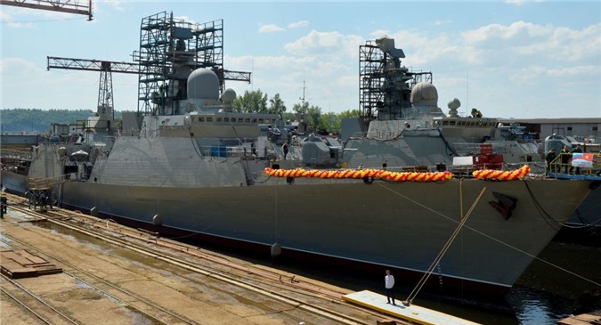 Việt Nam-Nga thảo luận đóng thêm hai tàu có trang bị pháo và tên lửa