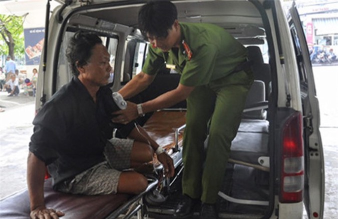 Giết chết "vợ hờ" bằng búa rồi uống thuốc độc tự tử