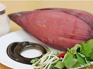 Hoa chuối và những công dụng bất ngờ
