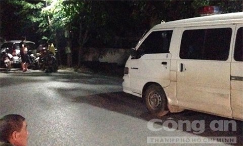 Mâu thuẫn tình cảm, chồng bị chém tử vong, vợ nguy kịch