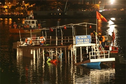 Thủ tướng yêu cầu sớm làm rõ nguyên nhân vụ chìm tàu trên sông Hàn