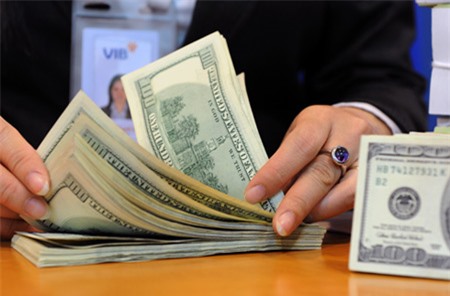 Vốn FDI "rót" vào Việt Nam tăng vọt