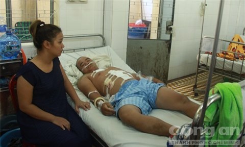 Đắk Lắk: Bị côn đồ truy sát vì vay nặng lãi ở sòng bài