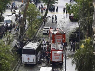 Thổ Nhĩ Kỳ: Đánh bom xe kinh hoàng, 47 người thương vong