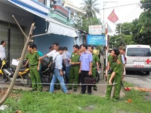 Đâm gục bạn nhậu rồi thản nhiên vào nhà nằm ngủ
