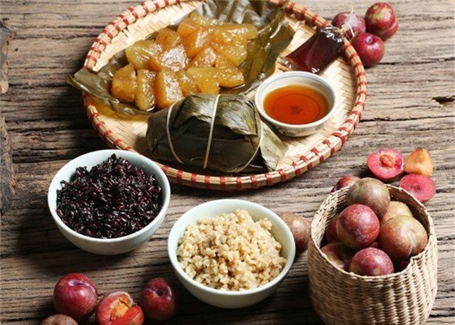 Mâm cúng ngày Tết Đoan ngọ gồm những gì?