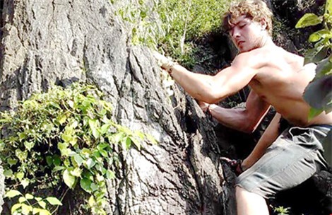 Du khách Anh mất tích ở Sa Pa: Dùng cáp treo đưa thi thể ra ngoài