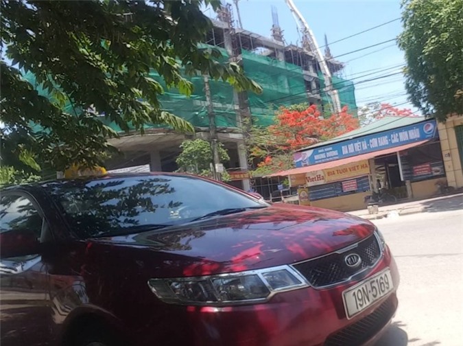 Vĩnh Phúc: Tràn lan taxi “dù”, núp bóng doanh nghiệp