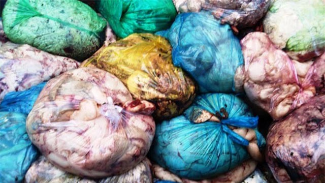 Quảng Nam: Kinh hoàng bắt giữ 8 tấn mỡ bốc mùi hôi thối