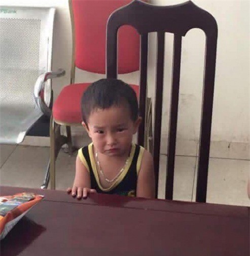 Doanh nhân Hải Phòng nhận nuôi bé 2 tuổi bị bỏ rơi