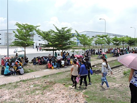 Hơn 1.000 công nhân đình công vì bị ép làm tăng ca