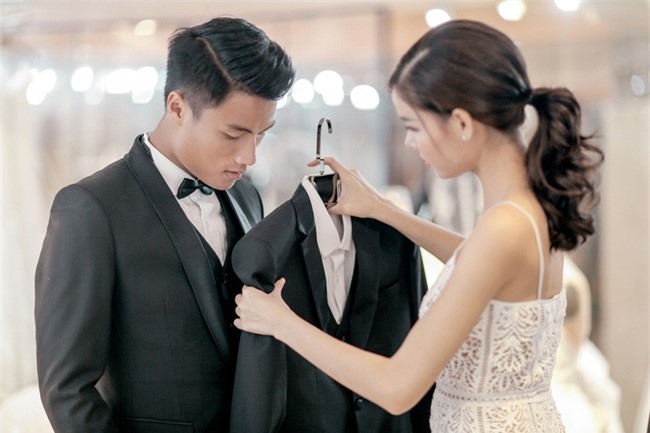 Mạc Hồng Quân mạnh tay mua 4 váy cưới cho Kỳ Hân