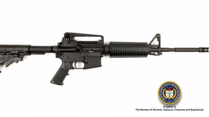 Mỹ công bố ảnh 2 loại súng nghi phạm dùng ở Orlando 