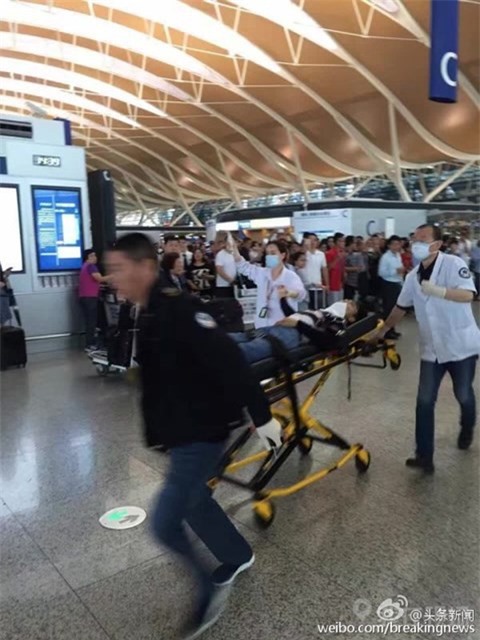 Sân bay Thượng Hải rung chuyển vì nổ bom tự chế