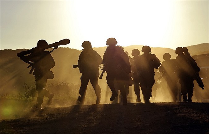 Nga bất ngờ kiểm tra tình trạng sẵn sàng chiến đấu theo lệnh của Putin