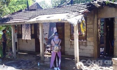 Mâu thuẫn gia đình, chồng uống rượu say châm lửa đốt nhà