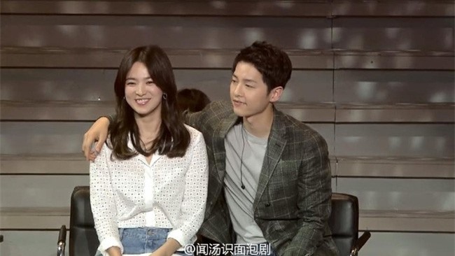 Song Jong Ki, Song Hye Kyo hội ngộ khiến fan "phát cuồng"