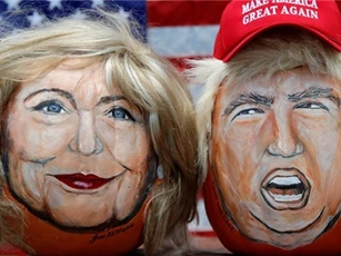 Báo Mỹ: Chính sách của Clinton nguy hiểm hơn là khẩu hiệu của Trump
