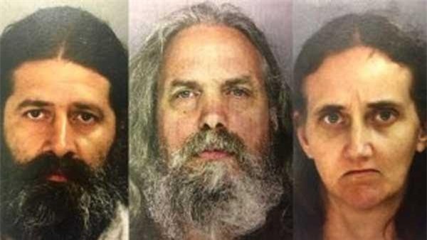 Bố mẹ tặng con gái 14 tuổi cho "yêu râu xanh" để trả ơn