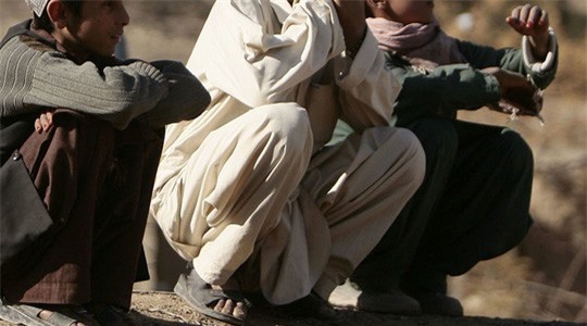 Taliban lấy trẻ em làm "mồi nhử tình dục" giết cảnh sát Afghanistan