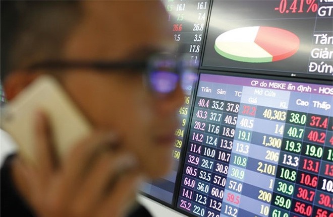 Mua bán không báo cáo, 3 cá nhân bị phạt hơn 240 triệu đồng