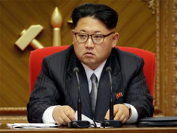 Kim Jong-Un ca ngợi thử tên lửa thành công, Hội đồng Bảo an họp kín