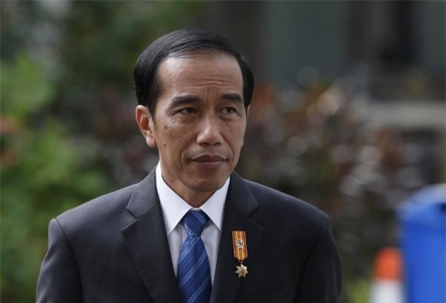 Tổng thống Indonesia đánh tàu chiến tới Biển Đông