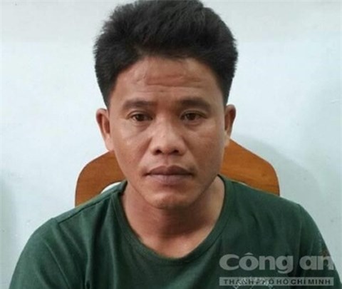 Kẻ cuồng tình chém cháu họ gần chục nhát dao từng tự tử bất thành