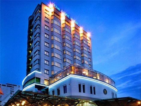 Hàng loạt khách sạn tại các thành phố lớn bị thu hồi hạng sao