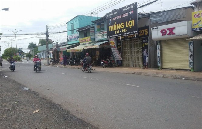 Truy bắt nhóm thanh niêm đánh chết người trong đêm