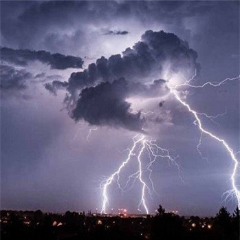 Yên Bái: Nam thanh niên bị tử vong do sét đánh khi ở trong nhà