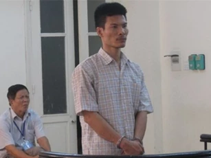 Hà Nội: Cầm dao chọc tiết lợn đâm chết người vì mâu thuẫn