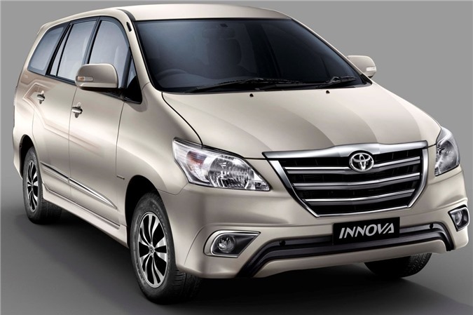 Toyota Việt Nam thu hồi gần 800 xe Innova dính lỗi
