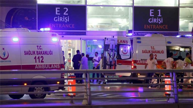 Thổ Nhĩ Kỳ: IS tấn công đẫm máu sân bay Isntanbul làm 36 người chết