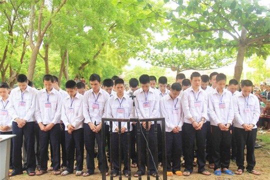 Hàng chục côn đồ đánh chết Trung úy công an lãnh án