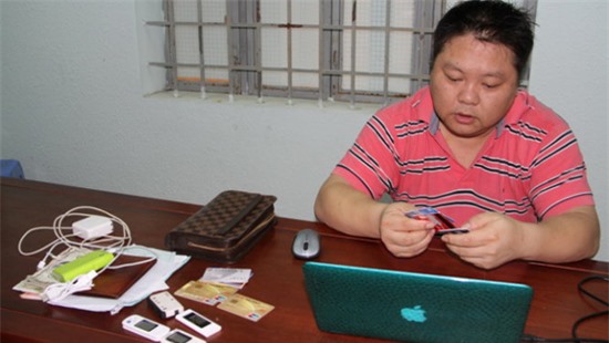 Tội phạm công nghệ cao bị lật tẩy vì...máy in hết giấy