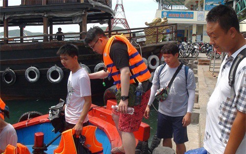 Trục xuất hướng dẫn viên du lịch Trung Quốc hoạt động "chui"