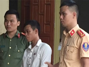 Vừa mãn hạn tù tội hiếp dâm, thanh niên lại đi cưỡng hiếp cụ bà