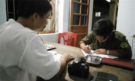 Hà Tĩnh: Thầy giáo xông vào trạm y tế đập phá, đánh người trọng thương