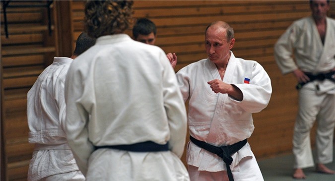 Học sinh Nga sẽ học võ Judo theo sách của ông Putin