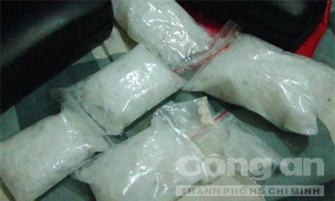 Bắt cặp tình nhân làm "trùm ma túy" cho các đại lý