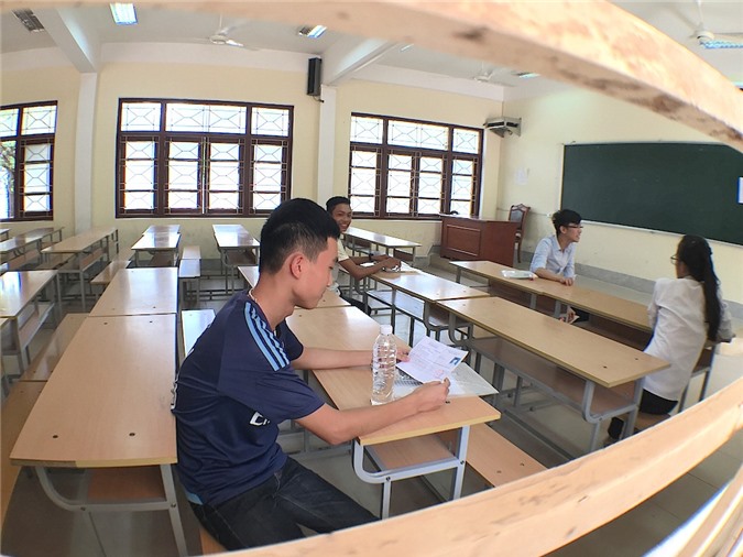 Sáng nay (4/7) rất ít thí sinh thi môn Sử 