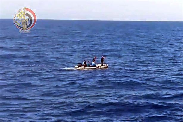 Tìm thấy tất cả thi thể nạn nhân máy bay MS804 dưới đáy biển