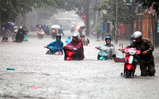 Hà Nội: Chủ động ứng phó với mọi diễn biến bất lợi của mưa dông