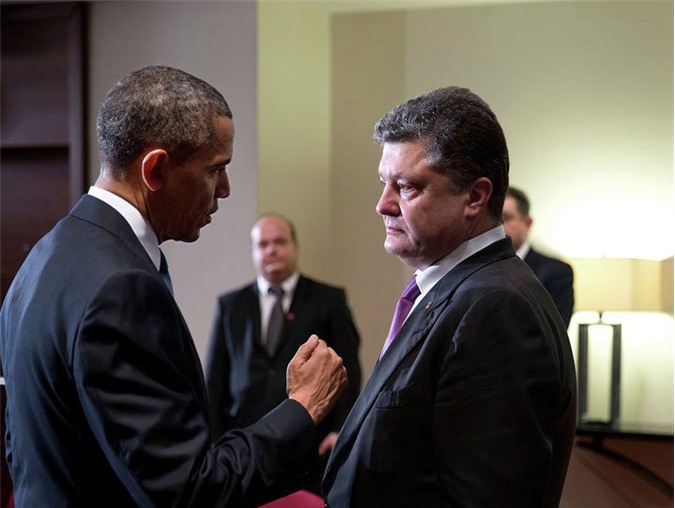 Mỹ và Ukraine thảo luận lệnh trừng phạt Nga tại thượng đỉnh NATO