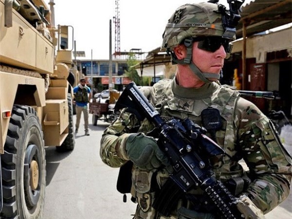 Tổng thống Obama "hãm phanh" quyết định rút quân khỏi Afghanistan